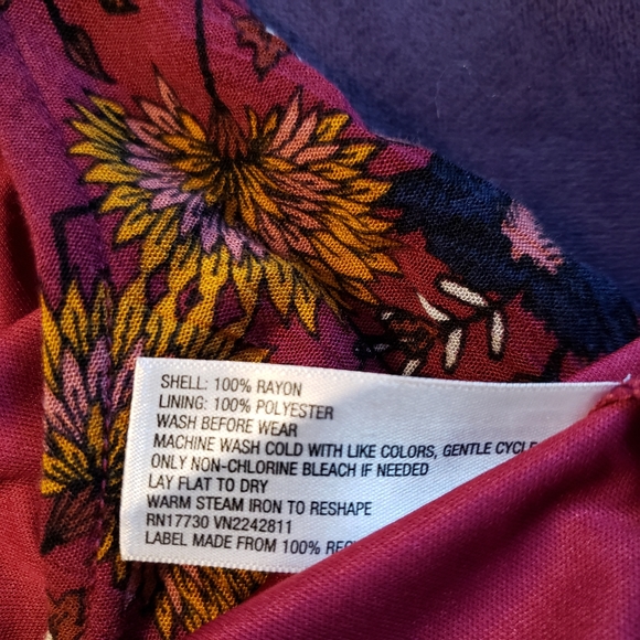 Art Class Girls Floral Tiered Dress 6/6X Crinkle Sleeveless Burgundy Black - Picture 7 of 8